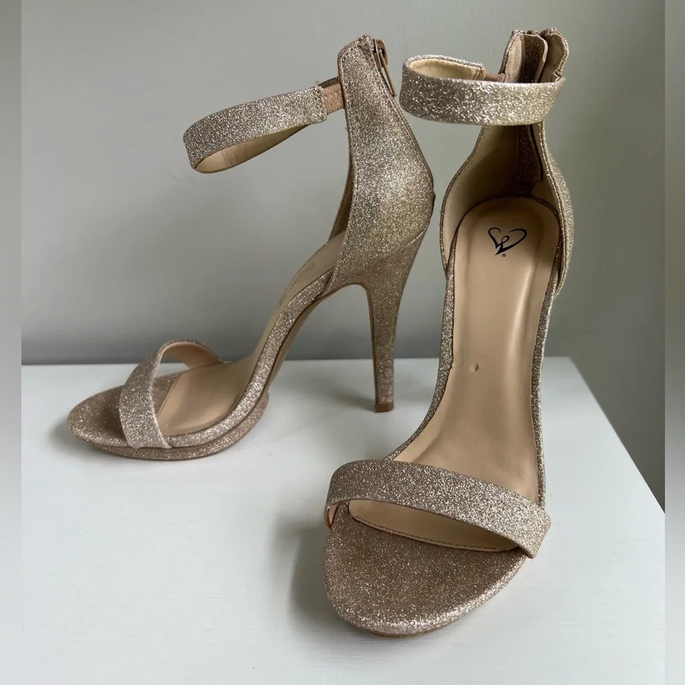 Windsor champagne gold glitter special occasion/prom/homecoming/wedding heels - Picture 3 of 14